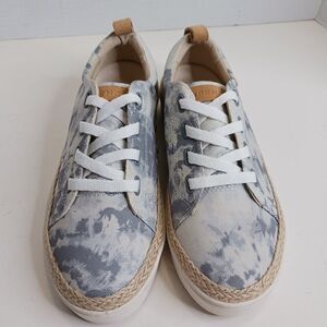 Spenco Malibu Women's Shoes size 8D Lace Sneaker